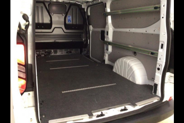Ford Transit Custom 320 2.0 TDCI L2H1 Trend 136pk | Adaptieve Cruise | SYNC 4 Navigatie | Stoelverwarming | LED Koplampen | Verlengde fabrieksgarantie tot 10-2028