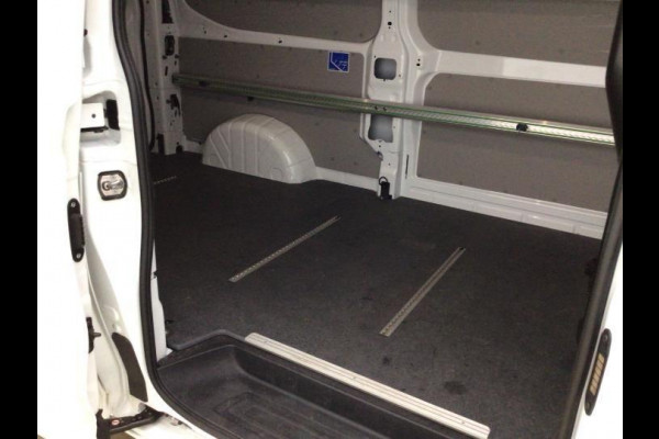 Ford Transit Custom 320 2.0 TDCI L2H1 Trend 136pk | Adaptieve Cruise | SYNC 4 Navigatie | Stoelverwarming | LED Koplampen | Verlengde fabrieksgarantie tot 10-2028