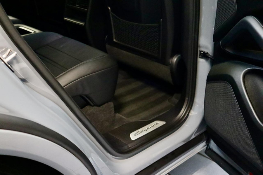 Porsche Cayenne Coupé 3.0 E-Hybrid Artic|PANO|22inch|Display