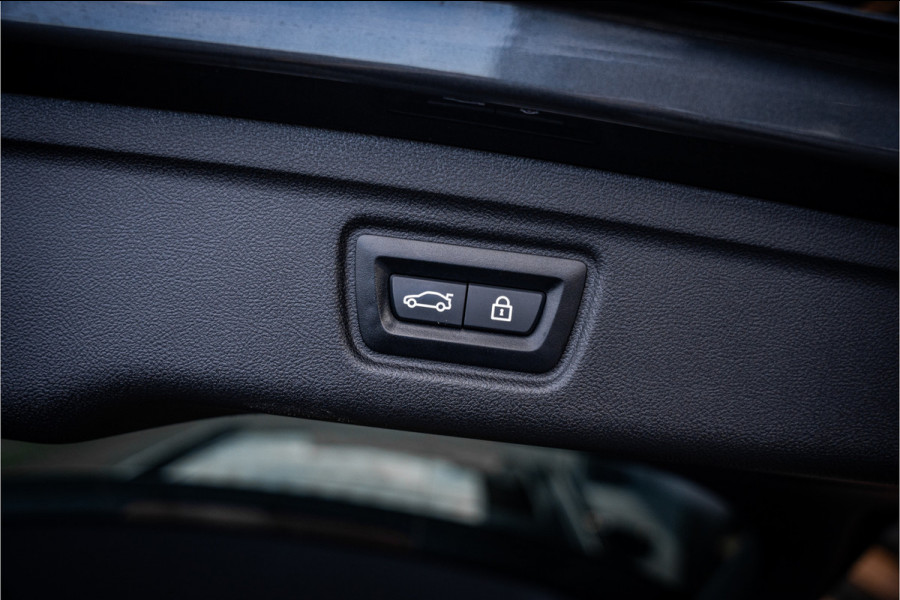 BMW 3 Serie Touring 330e xDrive High Executive - M Sport | Panorama | H&K | Memory | Elek. Trekhaak
