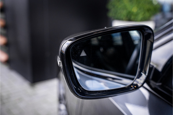 BMW 3 Serie Touring 330e xDrive High Executive - M Sport | Panorama | H&K | Memory | Elek. Trekhaak