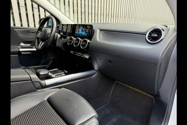 Mercedes-Benz B-Klasse 200 Business Solution / Widescreen / Camera