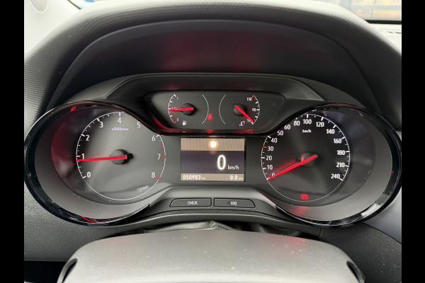 Opel Crossland X 82pk Online Edition (Trekhaak - Apple Carplay - Navigatie - Airco - Parkeersensoren)