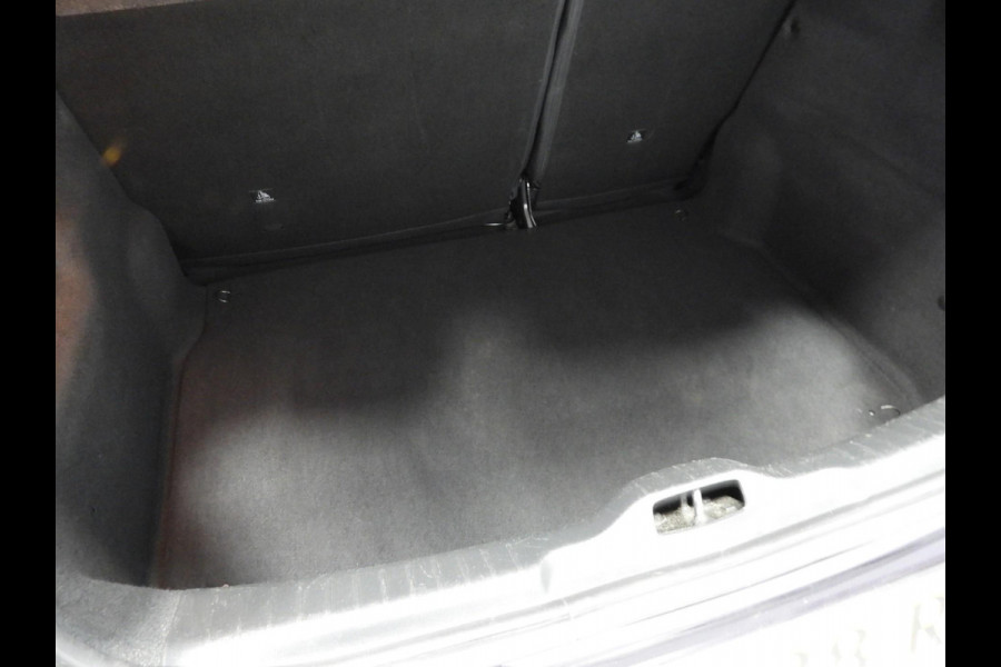 Citroën C4 Cactus 1.2 PureTech Business NAVI/CLIMA/CRUISE/TREKHAAK/PDC!