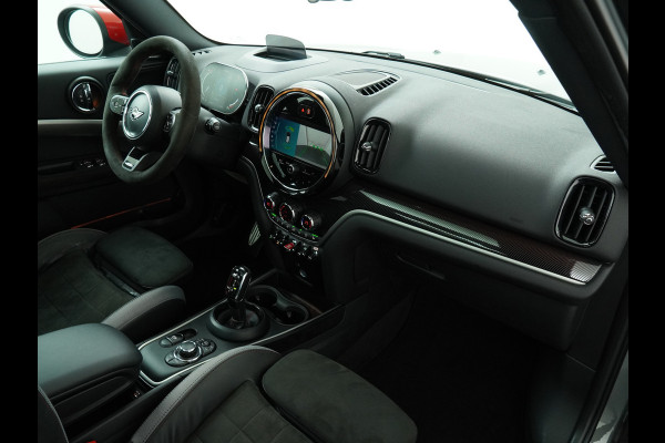 MINI Countryman 2.0 John Cooper Works ALL4 White Silver Edition Automaat - Airco - Apple Carplay/Android Auto - Cruise Control -KeyLess Entry - Panorama Dak - Lederen Bekleding - Voorstoelen Verwarmd - 12 Maanden BOVAG Garantie
