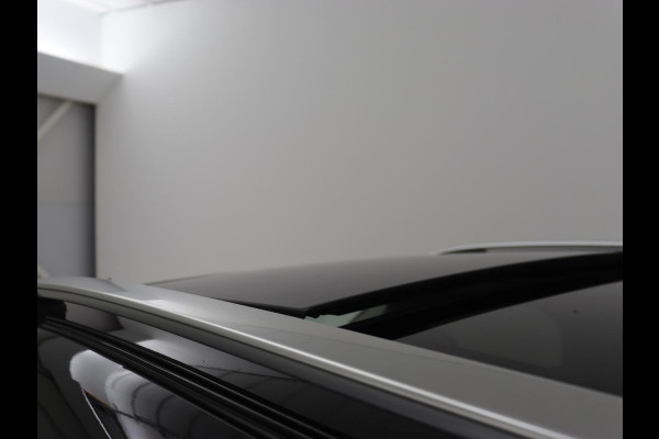 Lynk & Co 01 1.5 Plug In | Trekhaak | Panoramadak | Infinity by Harman | Camera | Adaptive cruise | Stoelverwarming | Carplay | Memory | Full LED | PHEV