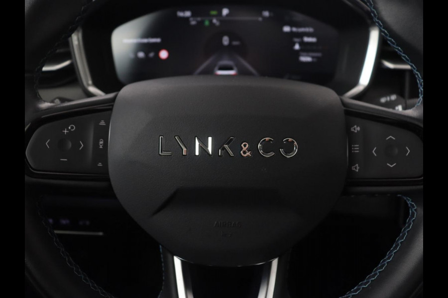 Lynk & Co 01 1.5 Plug In | Trekhaak | Panoramadak | Infinity by Harman | Camera | Adaptive cruise | Stoelverwarming | Carplay | Memory | Full LED | PHEV