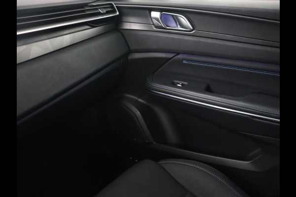 Lynk & Co 01 1.5 Plug In | Trekhaak | Panoramadak | Infinity by Harman | Camera | Adaptive cruise | Stoelverwarming | Carplay | Memory | Full LED | PHEV