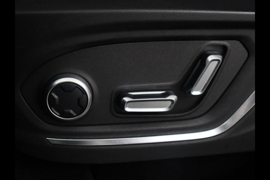 Lynk & Co 01 1.5 Plug In | Trekhaak | Panoramadak | Infinity by Harman | Camera | Adaptive cruise | Stoelverwarming | Carplay | Memory | Full LED | PHEV