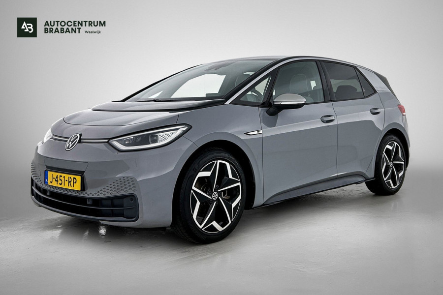 Volkswagen ID.3 First Plus 58 kWh (NL-auto, Navi, Camera, StoelV, Parkeersensoren, Climate con, Etc)