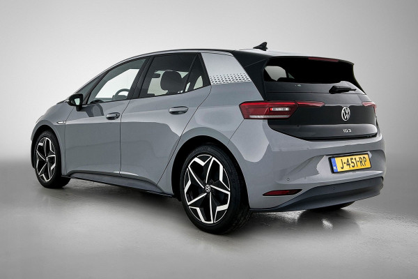 Volkswagen ID.3 First Plus 58 kWh (NL-auto, Navi, Camera, StoelV, Parkeersensoren, Climate con, Etc)