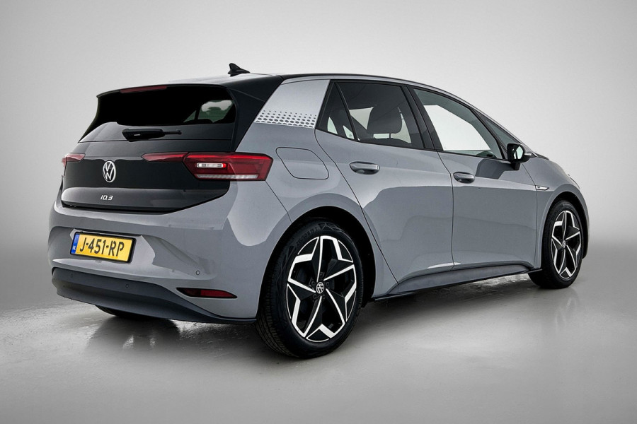Volkswagen ID.3 First Plus 58 kWh (NL-auto, Navi, Camera, StoelV, Parkeersensoren, Climate con, Etc)