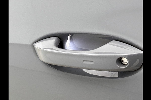 Volkswagen ID.3 First Plus 58 kWh (NL-auto, Navi, Camera, StoelV, Parkeersensoren, Climate con, Etc)