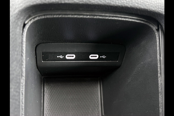 Volkswagen ID.3 First Plus 58 kWh (NL-auto, Navi, Camera, StoelV, Parkeersensoren, Climate con, Etc)