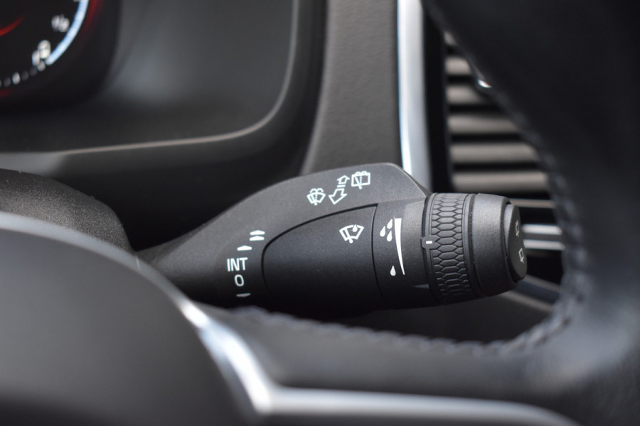 Volvo XC90 T8 AWD 390PK Plug-in Hybrid Inscription | Trekhaak | H&K | 360 Camera | ACC | 22"LMV | Stoelverwarming |