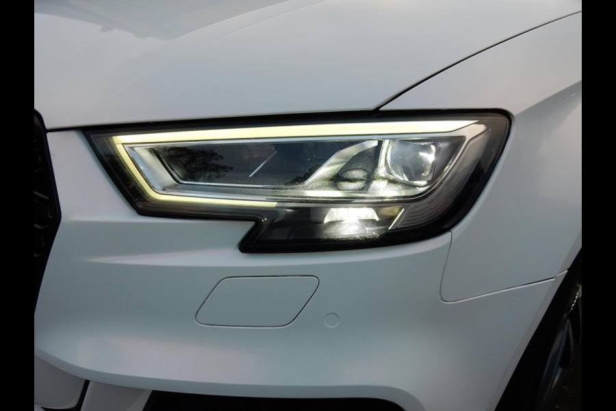 Audi A3 Limousine 30 TFSI S-LINE*LEDER*VIRTUAL*PANO*XENON*