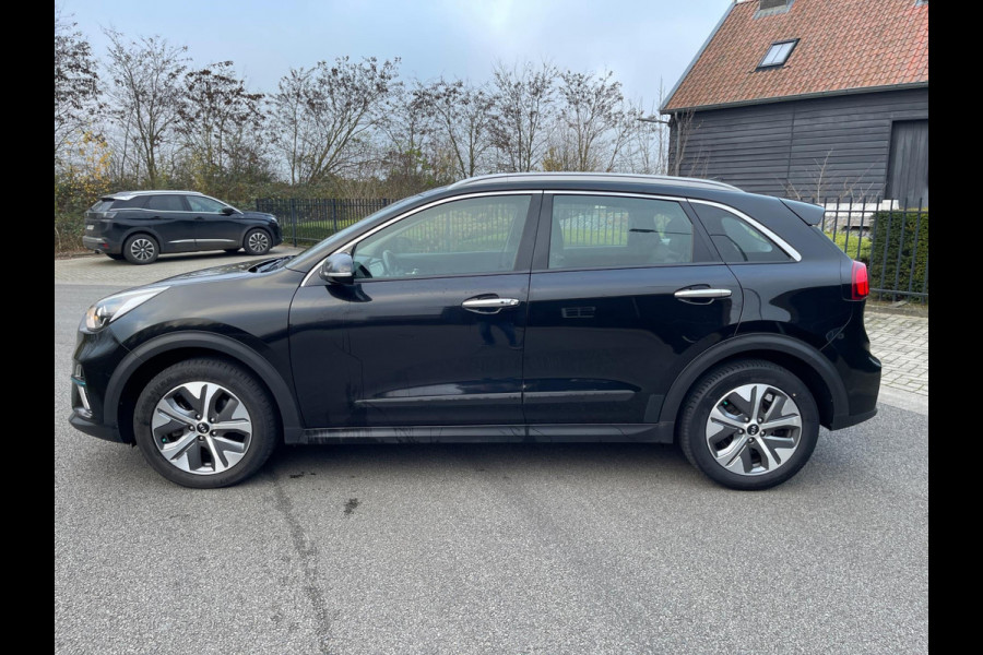 Kia e-Niro DynamicLine 64 kWh BEV Elektrisch APPEL- CARPLAY LEER NAVIGATIE CAMERA