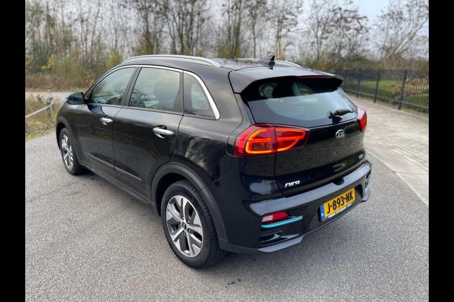 Kia e-Niro DynamicLine 64 kWh BEV Elektrisch APPEL- CARPLAY LEER NAVIGATIE CAMERA