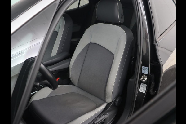 Volkswagen ID.3 First Plus 58 kWh | Stoel & stuurverwarming | Matrix LED | Adaptive cruise | Carplay | Sfeerverlichting | Camera | Navigatie | DAB | Keyless | Parkeerhulp | Climate control