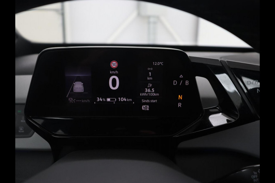 Volkswagen ID.3 First Plus 58 kWh | Stoel & stuurverwarming | Matrix LED | Adaptive cruise | Carplay | Sfeerverlichting | Camera | Navigatie | DAB | Keyless | Parkeerhulp | Climate control