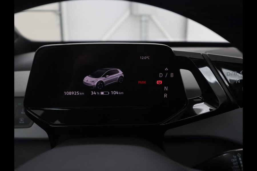 Volkswagen ID.3 First Plus 58 kWh | Stoel & stuurverwarming | Matrix LED | Adaptive cruise | Carplay | Sfeerverlichting | Camera | Navigatie | DAB | Keyless | Parkeerhulp | Climate control