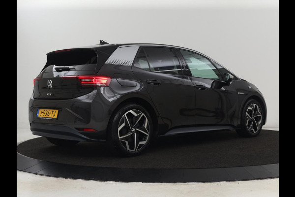 Volkswagen ID.3 First Plus 58 kWh | Stoel & stuurverwarming | Matrix LED | Adaptive cruise | Carplay | Sfeerverlichting | Camera | Navigatie | DAB | Keyless | Parkeerhulp | Climate control