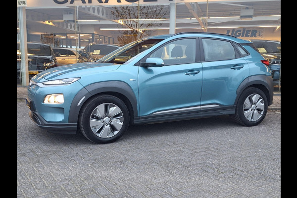 Hyundai Kona EV Comfort 64 kWh | 3 Fase | Warmtepomp | Navi | Adaptive CC | Climate | occasion