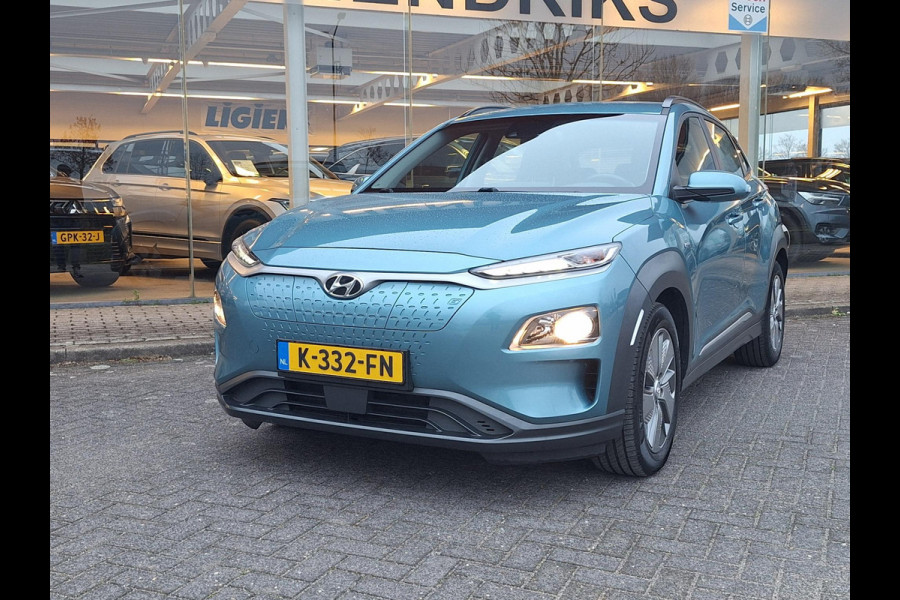 Hyundai Kona EV Comfort 64 kWh | 3 Fase | Warmtepomp | Navi | Adaptive CC | Climate | occasion
