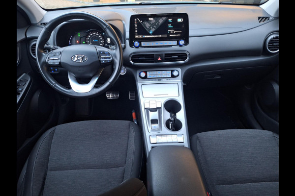 Hyundai Kona EV Comfort 64 kWh | 3 Fase | Warmtepomp | Navi | Adaptive CC | Climate | occasion