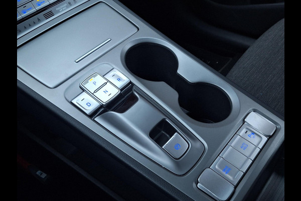 Hyundai Kona EV Comfort 64 kWh | 3 Fase | Warmtepomp | Navi | Adaptive CC | Climate | occasion
