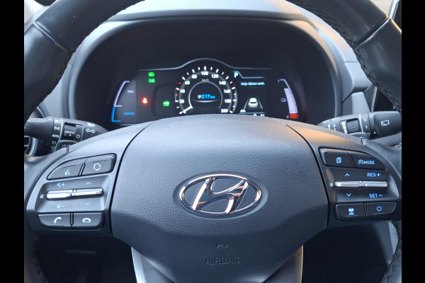 Hyundai Kona EV Comfort 64 kWh | 3 Fase | Warmtepomp | Navi | Adaptive CC | Climate | occasion