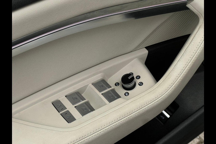 Audi e-tron 55 quattro Business edition Plus 95 kWh NL AUTO | CAMERA | PANO |