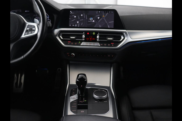 BMW 3-serie 320e M Sport | Leder | Trekhaak | Stoelverwarming | Carplay | Sportstoelen | Laserlicht | Live Cockpit | DAB | Parkeerhulp | Navigatie | Climate control | Bluetooth | Cruise control