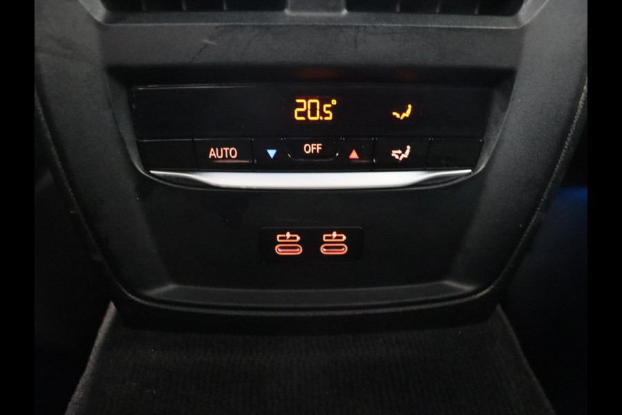 BMW 3-serie 320e M Sport | Leder | Trekhaak | Stoelverwarming | Carplay | Sportstoelen | Laserlicht | Live Cockpit | DAB | Parkeerhulp | Navigatie | Climate control | Bluetooth | Cruise control