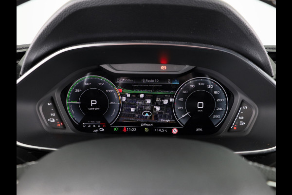 Audi Q3 45 TFSI e S edition 245pk | Navigatie | Stoelverwarming | 19 inch lichtmetalen velgen | 3 spaak afgevlakt stuurwiel