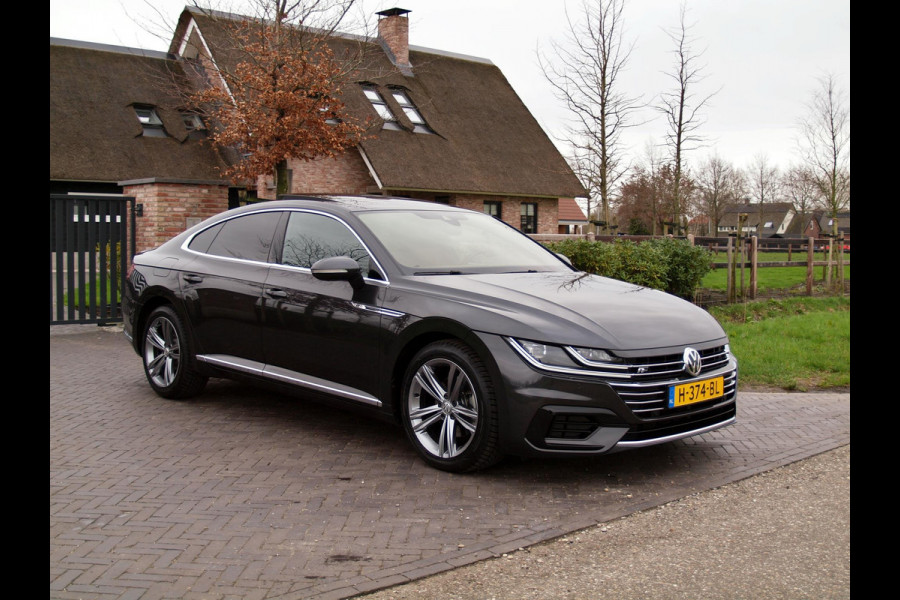 Volkswagen Arteon 2.0 TSI Business R Exclusive Elektrisch glazen Panorama-dak | 2X R-Line | Virtual Cockpit | Camera | Apple Carplay |