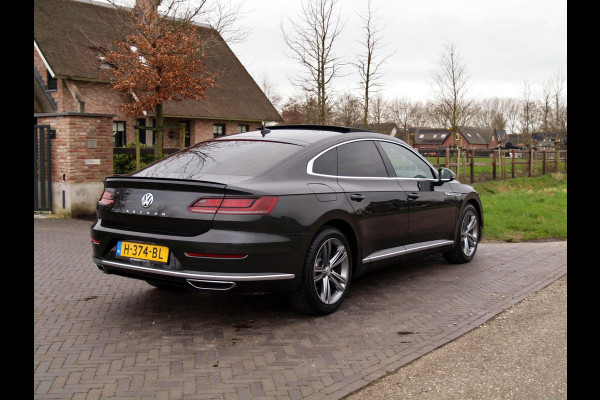 Volkswagen Arteon 2.0 TSI Business R Exclusive Elektrisch glazen Panorama-dak | 2X R-Line | Virtual Cockpit | Camera | Apple Carplay |