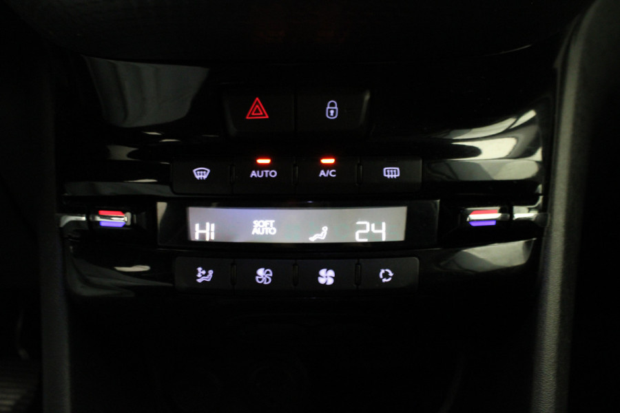 Peugeot 2008 1.2 PureTech Allure |Navi|