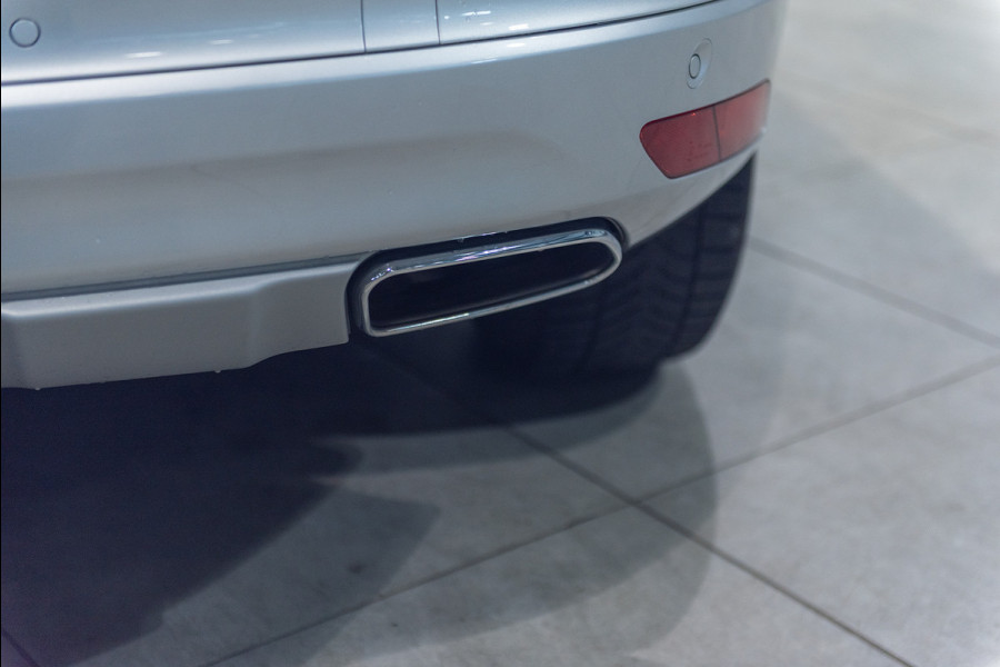 Volvo XC60 D4 Aut. Navigatie Trekhaak Parkeercamera Stoelverwarming 190pk