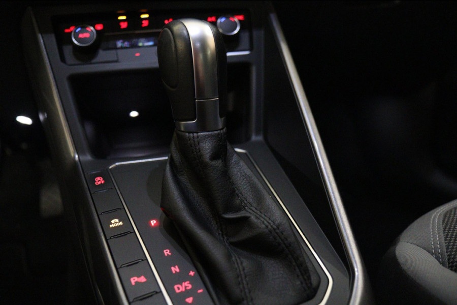 Volkswagen Polo 1.0 TSI Highline NAP/PANO/VIRTUAL/CARPLAY/BEATSSOUND/SFEERVER/VOL