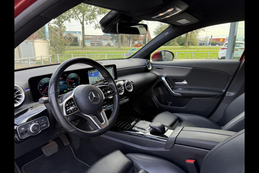 Mercedes-Benz A-Klasse 250e Aut. Business Sol. Luxury | Navi | Camera | Leder | Sfeer Verlichting |