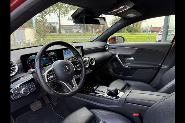 Mercedes-Benz A-Klasse 250e Aut. Business Sol. Luxury | Navi | Camera | Leder | Sfeer Verlichting |