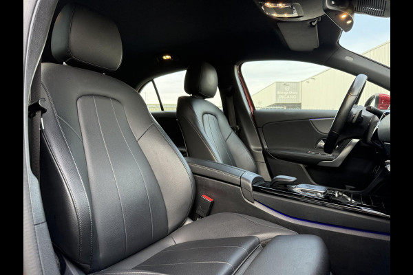 Mercedes-Benz A-Klasse 250e Aut. Business Sol. Luxury | Navi | Camera | Leder | Sfeer Verlichting |