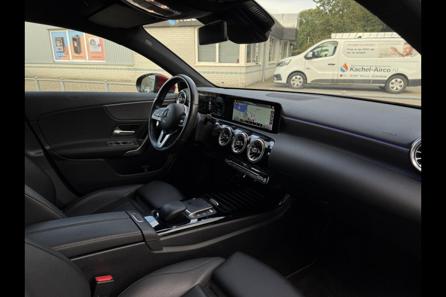 Mercedes-Benz A-Klasse 250e Aut. Business Sol. Luxury | Navi | Camera | Leder | Sfeer Verlichting |