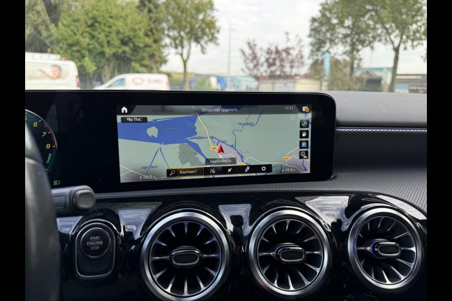 Mercedes-Benz A-Klasse 250e Aut. Business Sol. Luxury | Navi | Camera | Leder | Sfeer Verlichting |