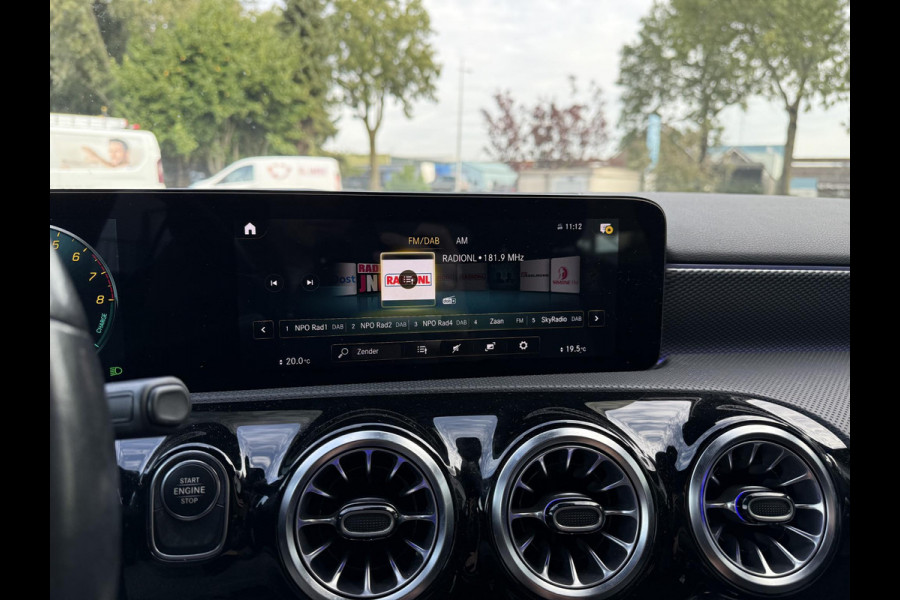 Mercedes-Benz A-Klasse 250e Aut. Business Sol. Luxury | Navi | Camera | Leder | Sfeer Verlichting |