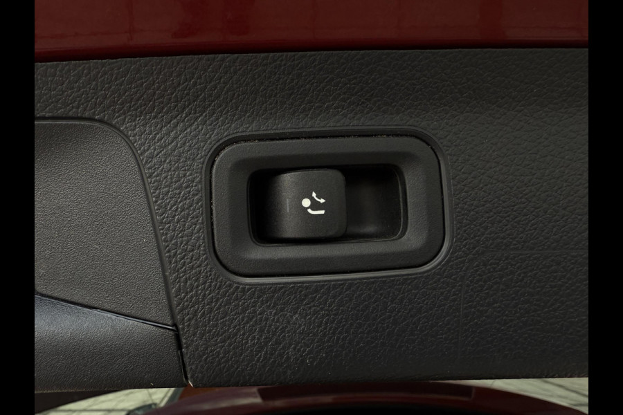 Mercedes-Benz A-Klasse 250e Aut. Business Sol. Luxury | Navi | Camera | Leder | Sfeer Verlichting |