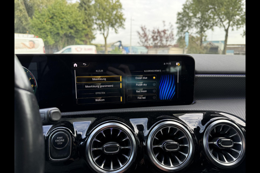 Mercedes-Benz A-Klasse 250e Aut. Business Sol. Luxury | Navi | Camera | Leder | Sfeer Verlichting |