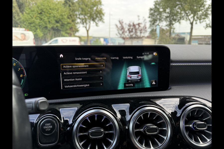 Mercedes-Benz A-Klasse 250e Aut. Business Sol. Luxury | Navi | Camera | Leder | Sfeer Verlichting |