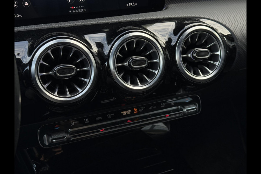 Mercedes-Benz A-Klasse 250e Aut. Business Sol. Luxury | Navi | Camera | Leder | Sfeer Verlichting |